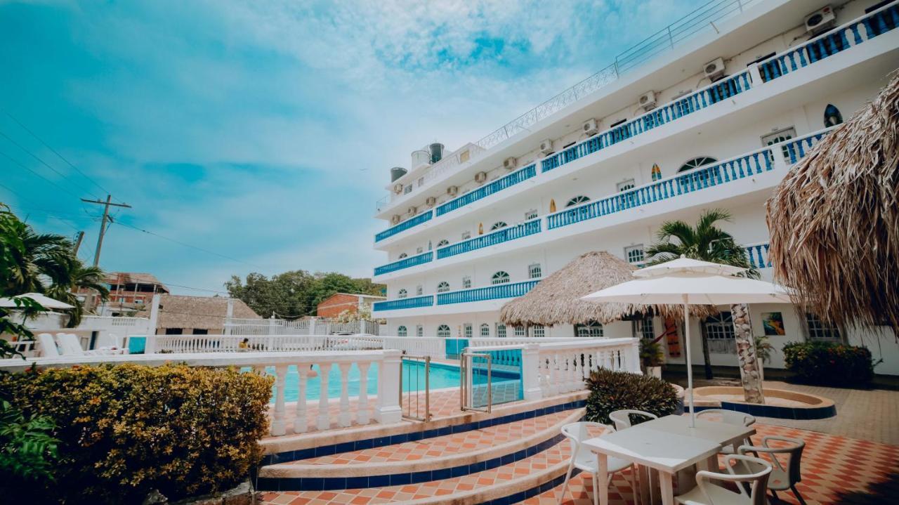 Kevin'S Tolu By Bernalo Hotels Bagian luar foto